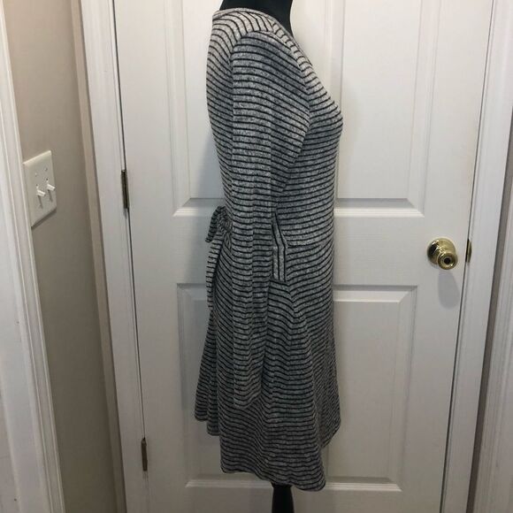 Alya gray and black striped long sleeve midi dress, size xs - Picture 8 of 12
